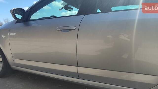 Сірий Шкода Октавія, об'ємом двигуна 1.6 л та пробігом 202 тис. км за 13500 $, фото 18 на Automoto.ua