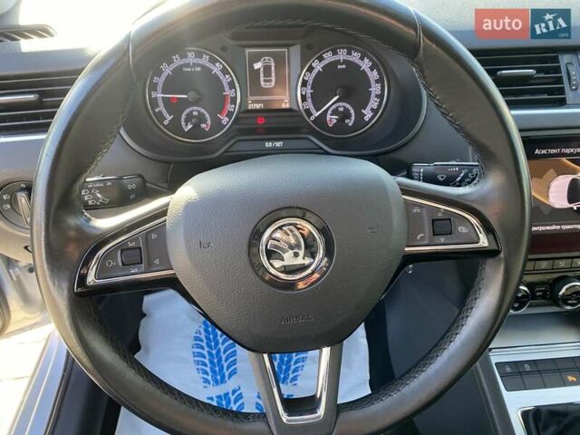 Сірий Шкода Октавія, об'ємом двигуна 1.97 л та пробігом 350 тис. км за 12777 $, фото 19 на Automoto.ua