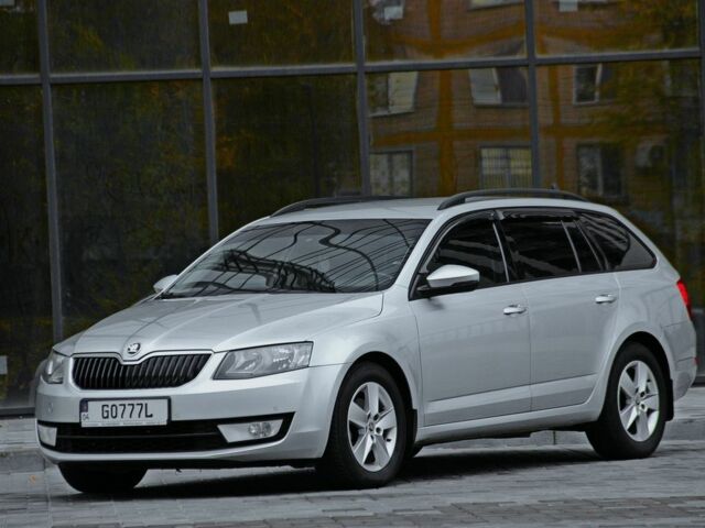 Сірий Шкода Октавія, об'ємом двигуна 2 л та пробігом 143 тис. км за 12300 $, фото 4 на Automoto.ua