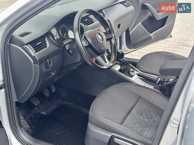 Серый Шкода Октавия, объемом двигателя 1.6 л и пробегом 218 тыс. км за 11550 $, фото 22 на Automoto.ua