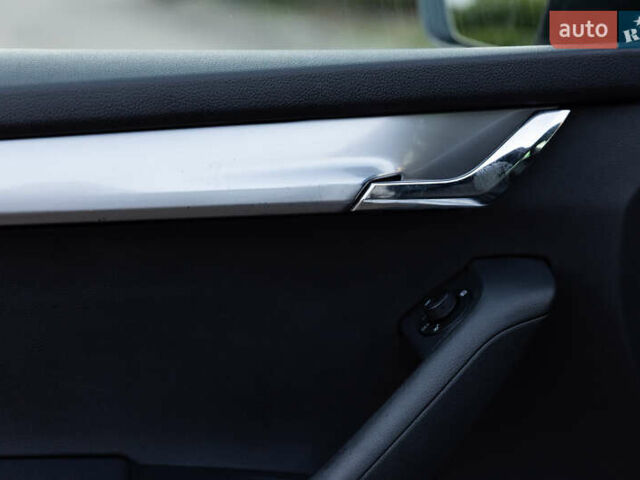 Серый Шкода Октавия, объемом двигателя 1.6 л и пробегом 213 тыс. км за 9800 $, фото 21 на Automoto.ua