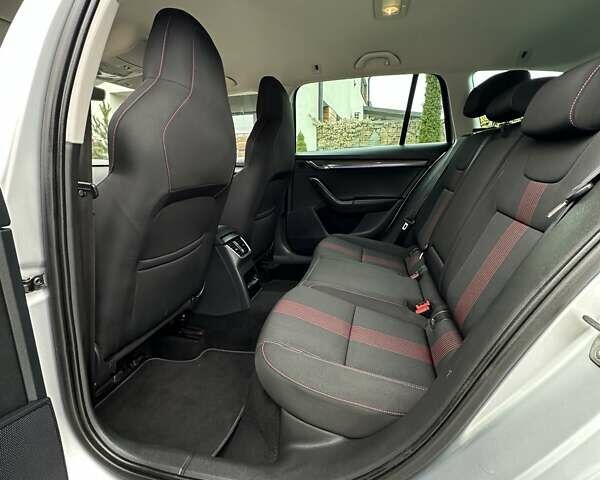 Сірий Шкода Октавія, об'ємом двигуна 2 л та пробігом 239 тис. км за 15499 $, фото 85 на Automoto.ua