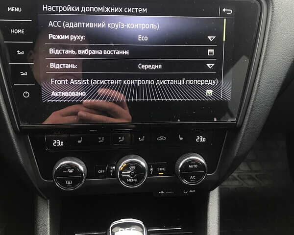 Шкода Октавія 2017 у Ужгороді на Automoto.ua Сірий Шкода Октавія, об'ємом двигуна 1.97 л та пробігом 265 тис. км за 15500 $, фото 40 на Automoto.ua