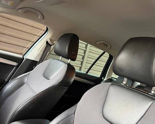 Серый Шкода Октавия, объемом двигателя 1.6 л и пробегом 200 тыс. км за 15500 $, фото 10 на Automoto.ua