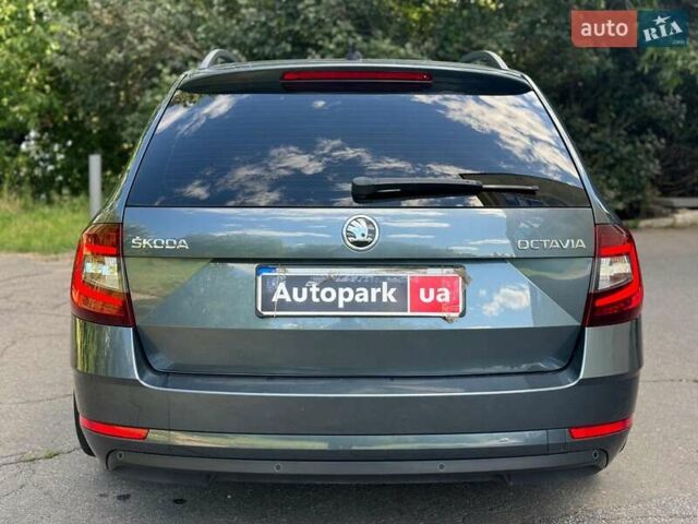 Сірий Шкода Октавія, об'ємом двигуна 1.6 л та пробігом 344 тис. км за 12490 $, фото 6 на Automoto.ua