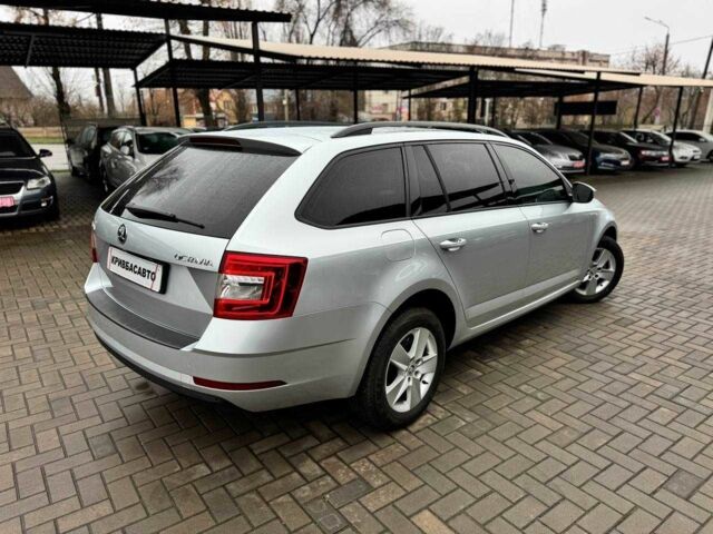 Серый Шкода Октавия, объемом двигателя 2 л и пробегом 242 тыс. км за 13600 $, фото 8 на Automoto.ua