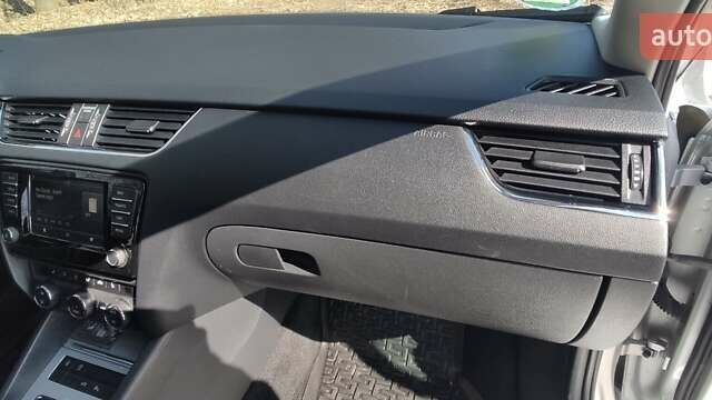 Сірий Шкода Октавія, об'ємом двигуна 1.6 л та пробігом 202 тис. км за 13500 $, фото 45 на Automoto.ua