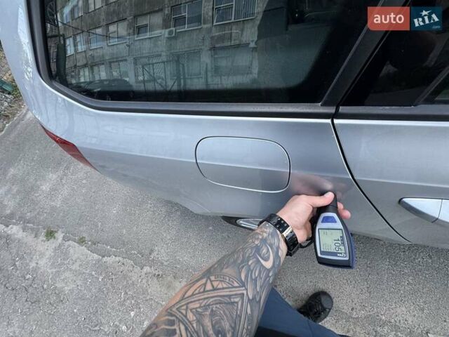 Серый Шкода Октавия, объемом двигателя 1.6 л и пробегом 252 тыс. км за 13600 $, фото 162 на Automoto.ua