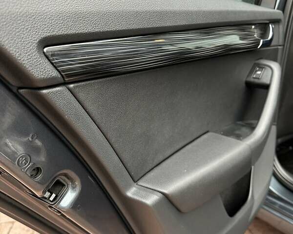 Сірий Шкода Октавія, об'ємом двигуна 2 л та пробігом 205 тис. км за 14950 $, фото 98 на Automoto.ua