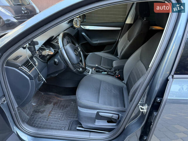Сірий Шкода Октавія, об'ємом двигуна 1.6 л та пробігом 230 тис. км за 14500 $, фото 6 на Automoto.ua