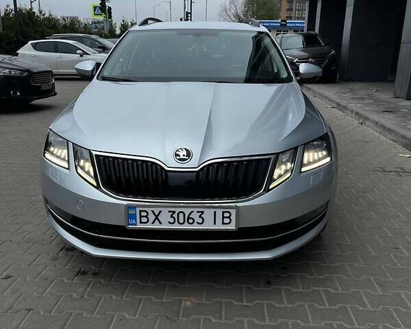 Сірий Шкода Октавія, об'ємом двигуна 1.97 л та пробігом 248 тис. км за 15600 $, фото 4 на Automoto.ua