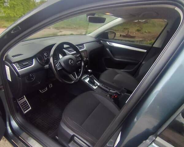 Сірий Шкода Октавія, об'ємом двигуна 1.6 л та пробігом 207 тис. км за 14300 $, фото 16 на Automoto.ua