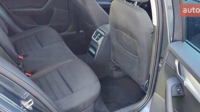 Сірий Шкода Октавія, об'ємом двигуна 1.6 л та пробігом 289 тис. км за 12500 $, фото 10 на Automoto.ua