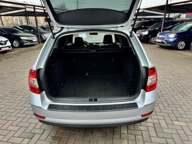 Серый Шкода Октавия, объемом двигателя 2 л и пробегом 242 тыс. км за 13600 $, фото 7 на Automoto.ua