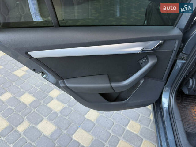 Сірий Шкода Октавія, об'ємом двигуна 1.6 л та пробігом 230 тис. км за 14500 $, фото 26 на Automoto.ua
