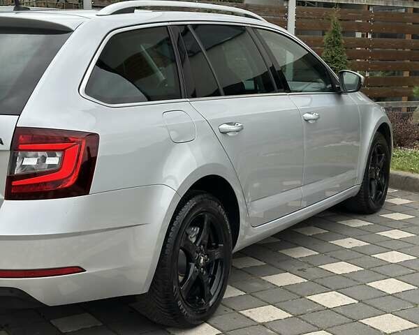 Сірий Шкода Октавія, об'ємом двигуна 2 л та пробігом 239 тис. км за 15499 $, фото 48 на Automoto.ua