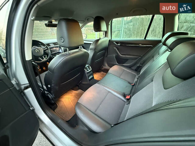 Серый Шкода Октавия, объемом двигателя 2 л и пробегом 250 тыс. км за 13999 $, фото 11 на Automoto.ua