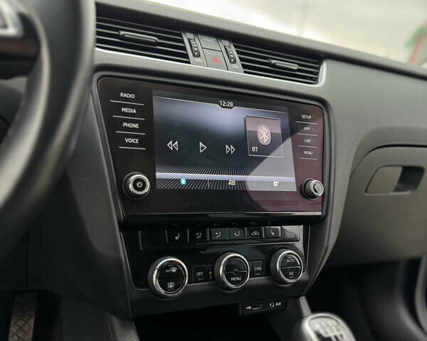 Сірий Шкода Октавія, об'ємом двигуна 1.97 л та пробігом 272 тис. км за 14499 $, фото 55 на Automoto.ua