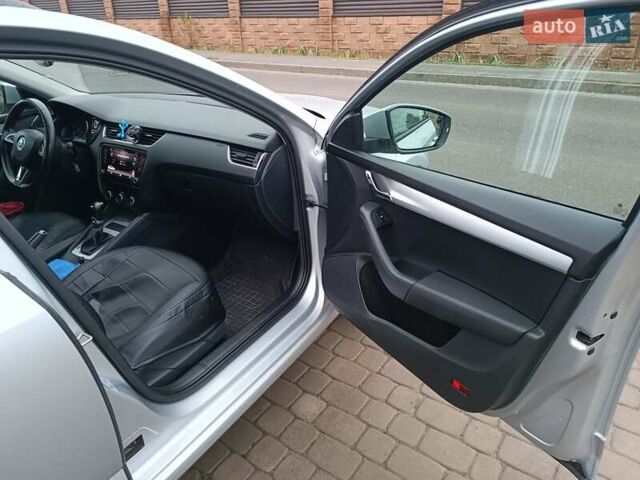 Серый Шкода Октавия, объемом двигателя 1.6 л и пробегом 266 тыс. км за 13700 $, фото 9 на Automoto.ua