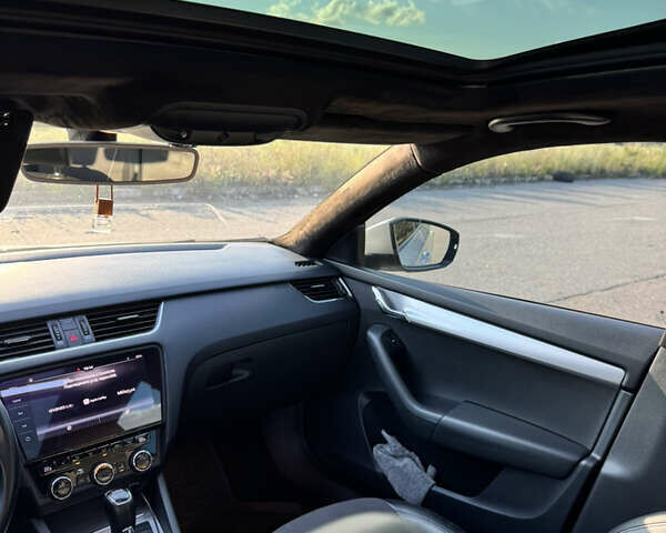 Сірий Шкода Октавія, об'ємом двигуна 1.6 л та пробігом 265 тис. км за 13000 $, фото 11 на Automoto.ua