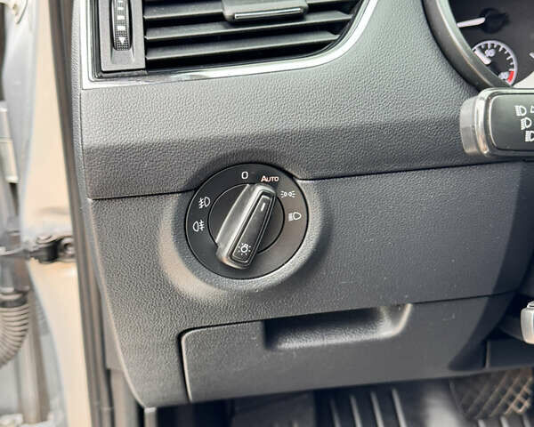 Сірий Шкода Октавія, об'ємом двигуна 1.97 л та пробігом 252 тис. км за 14500 $, фото 22 на Automoto.ua