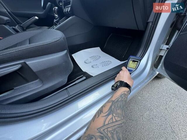 Серый Шкода Октавия, объемом двигателя 1.6 л и пробегом 252 тыс. км за 13600 $, фото 169 на Automoto.ua