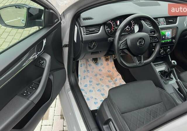 Серый Шкода Октавия, объемом двигателя 2 л и пробегом 260 тыс. км за 16999 $, фото 15 на Automoto.ua