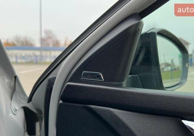 Серый Шкода Октавия, объемом двигателя 2 л и пробегом 260 тыс. км за 16999 $, фото 3 на Automoto.ua