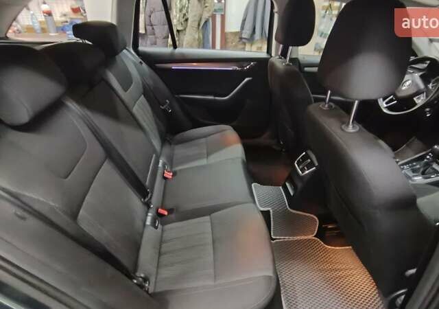 Серый Шкода Октавия, объемом двигателя 1.6 л и пробегом 259 тыс. км за 14999 $, фото 59 на Automoto.ua