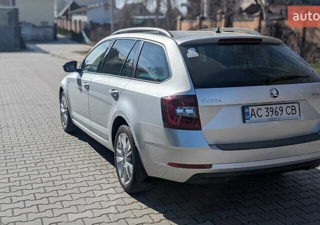 Серый Шкода Октавия, объемом двигателя 2 л и пробегом 175 тыс. км за 16100 $, фото 6 на Automoto.ua