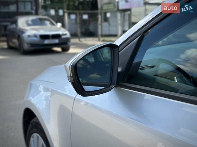 Серый Шкода Октавия, объемом двигателя 1.6 л и пробегом 252 тыс. км за 13600 $, фото 65 на Automoto.ua