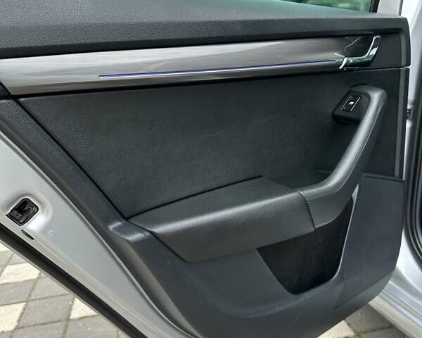 Сірий Шкода Октавія, об'ємом двигуна 2 л та пробігом 239 тис. км за 15499 $, фото 69 на Automoto.ua