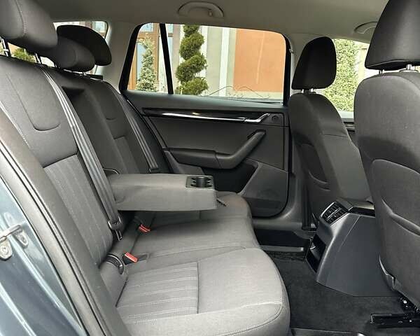 Сірий Шкода Октавія, об'ємом двигуна 2 л та пробігом 205 тис. км за 14950 $, фото 89 на Automoto.ua