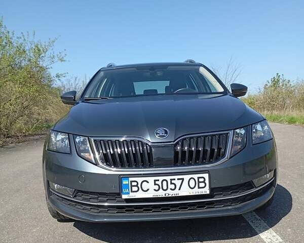 Серый Шкода Октавия, объемом двигателя 1.6 л и пробегом 201 тыс. км за 14600 $, фото 7 на Automoto.ua