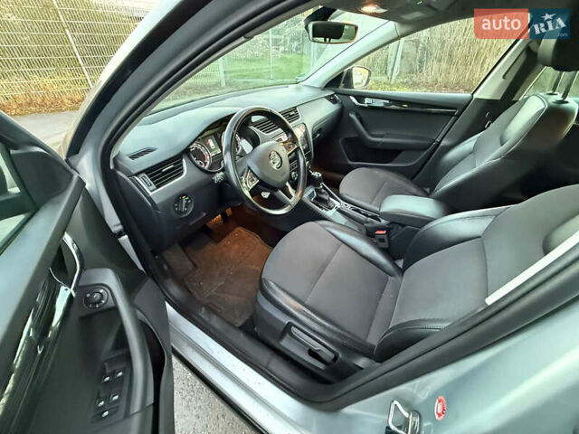 Серый Шкода Октавия, объемом двигателя 2 л и пробегом 250 тыс. км за 13999 $, фото 6 на Automoto.ua