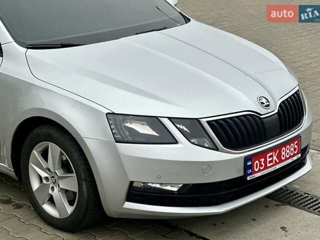 Серый Шкода Октавия, объемом двигателя 1.6 л и пробегом 218 тыс. км за 11550 $, фото 19 на Automoto.ua