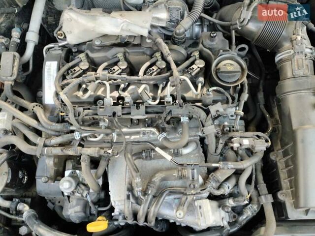 Шкода Октавия 2017 в Тернополе на Automoto.ua Серый Шкода Октавия, объемом двигателя 1.6 л и пробегом 250 тыс. км за 13400 $, фото 12 на Automoto.ua