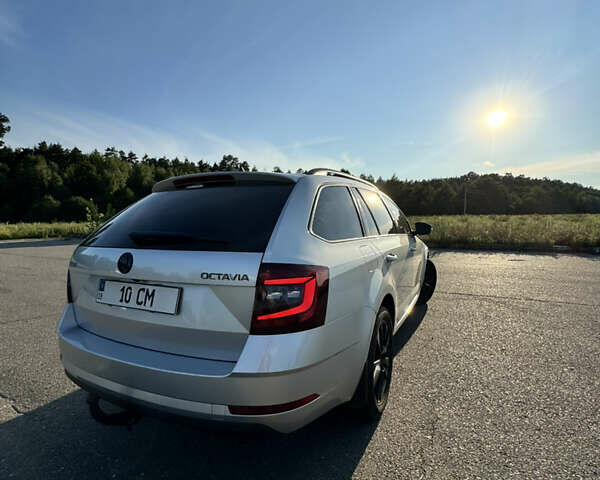 Сірий Шкода Октавія, об'ємом двигуна 1.6 л та пробігом 265 тис. км за 13000 $, фото 4 на Automoto.ua