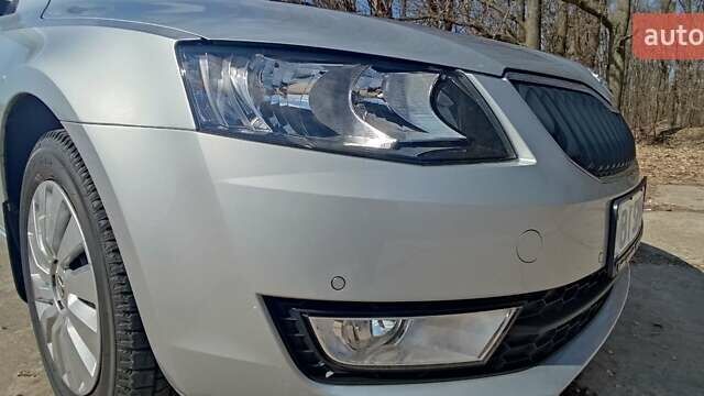 Сірий Шкода Октавія, об'ємом двигуна 1.6 л та пробігом 202 тис. км за 13500 $, фото 14 на Automoto.ua