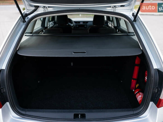 Серый Шкода Октавия, объемом двигателя 1.6 л и пробегом 213 тыс. км за 9800 $, фото 55 на Automoto.ua