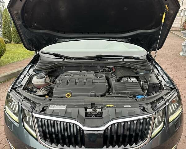 Сірий Шкода Октавія, об'ємом двигуна 2 л та пробігом 205 тис. км за 14950 $, фото 112 на Automoto.ua