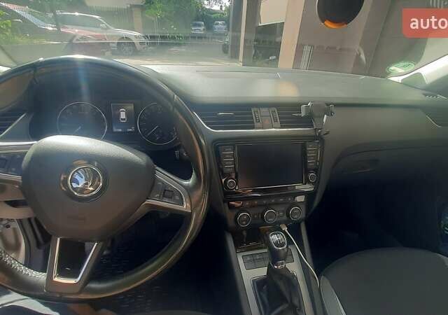 Сірий Шкода Октавія, об'ємом двигуна 1.6 л та пробігом 171 тис. км за 14000 $, фото 14 на Automoto.ua