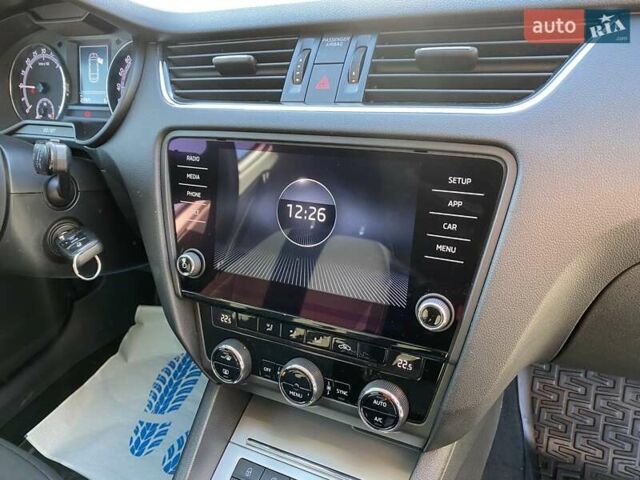 Сірий Шкода Октавія, об'ємом двигуна 1.97 л та пробігом 350 тис. км за 12777 $, фото 29 на Automoto.ua