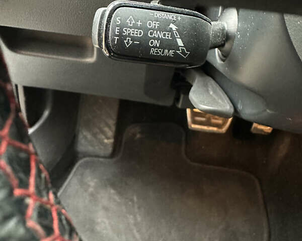 Сірий Шкода Октавія, об'ємом двигуна 2 л та пробігом 215 тис. км за 15700 $, фото 36 на Automoto.ua