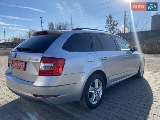 Сірий Шкода Октавія, об'ємом двигуна 1.97 л та пробігом 350 тис. км за 12777 $, фото 5 на Automoto.ua