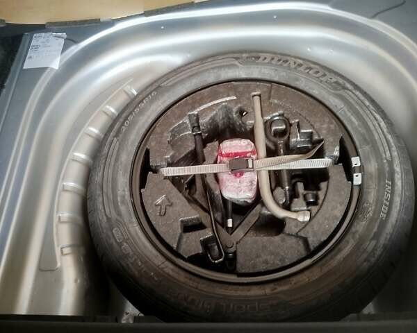 Серый Шкода Октавия, объемом двигателя 1.6 л и пробегом 255 тыс. км за 13500 $, фото 17 на Automoto.ua