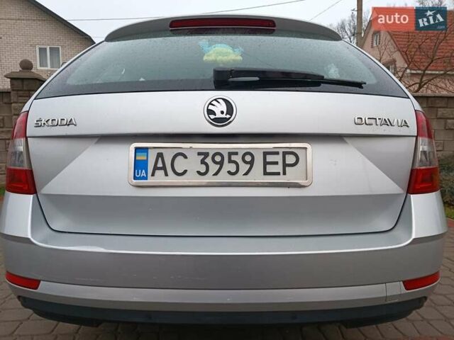 Серый Шкода Октавия, объемом двигателя 1.6 л и пробегом 266 тыс. км за 13700 $, фото 1 на Automoto.ua