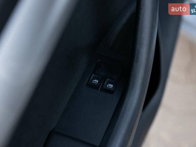 Серый Шкода Октавия, объемом двигателя 1.6 л и пробегом 213 тыс. км за 9800 $, фото 23 на Automoto.ua