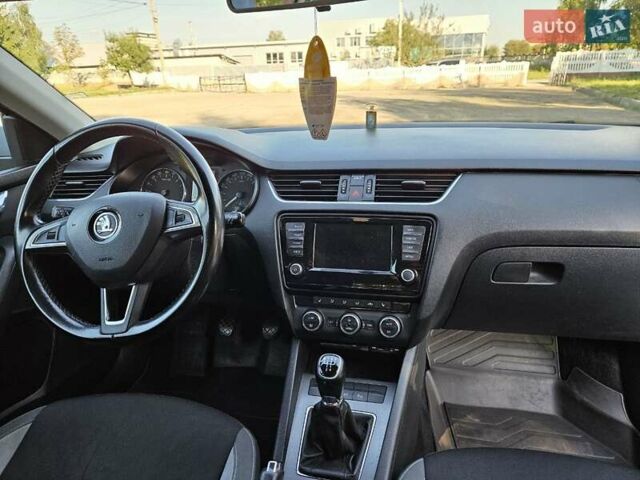 Серый Шкода Октавия, объемом двигателя 1.6 л и пробегом 305 тыс. км за 11100 $, фото 11 на Automoto.ua