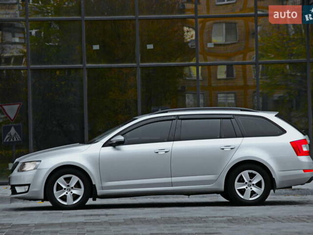 Шкода Октавія 2017 у Дніпро (Дніпропетровську) на Automoto.ua Сірий Шкода Октавія, об'ємом двигуна 2 л та пробігом 141 тис. км за 12800 $, фото 3 на Automoto.ua